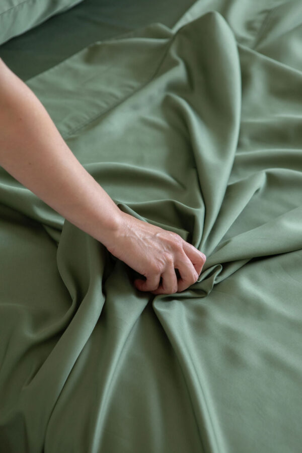Bamboo Fitted Sheet & Pillowslips – Pine