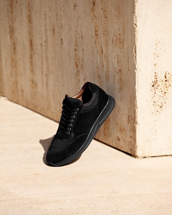 Sneakers I